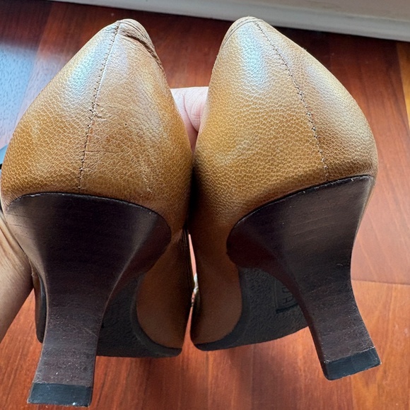 Unisa Brown Leather Mid-Height Kitten Heel - Picture 7 of 10